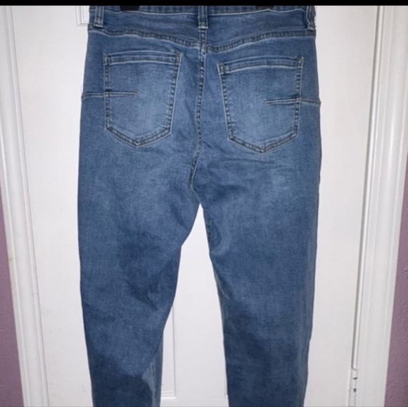 Fashion Nova Blue Straight Leg Jeans - Picture 8 of 13